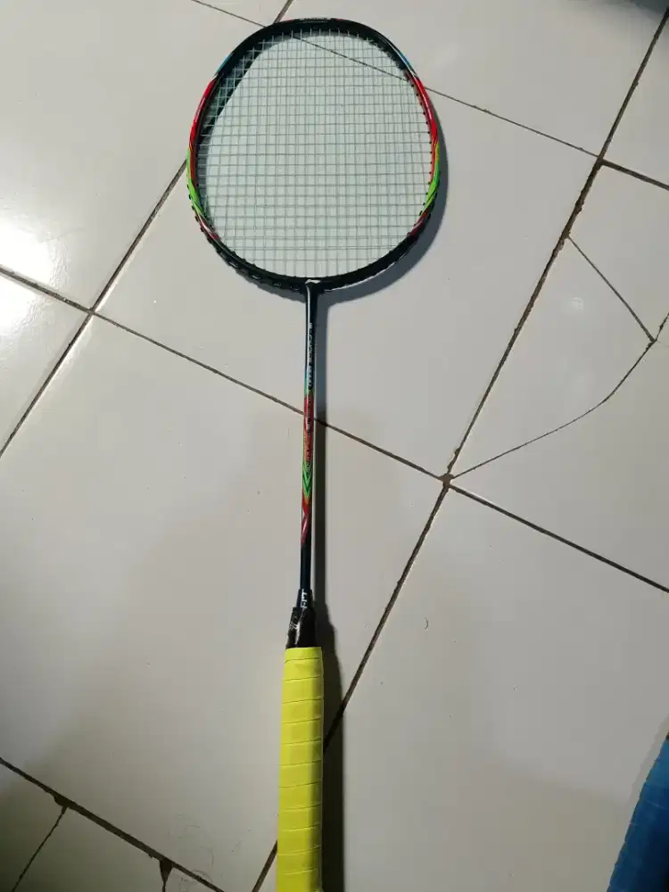 Raket Lining G-Force 9000