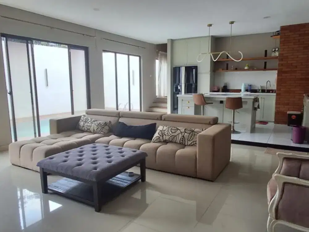 Dijual Cepat Rumah Full Furnished Dengan Private Pool Jagakarsa Jakarta Selatan