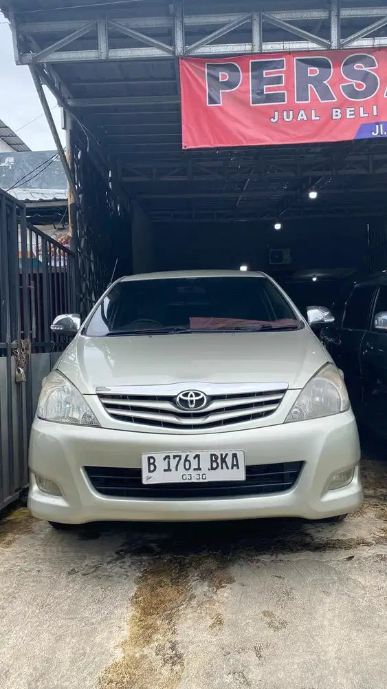 Dijual Toyota Kijang Innova 2.5 G Diesel Automatic Tahun 2010