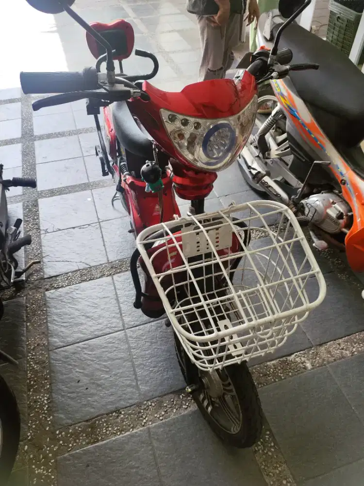 Sepeda listrik vita-t