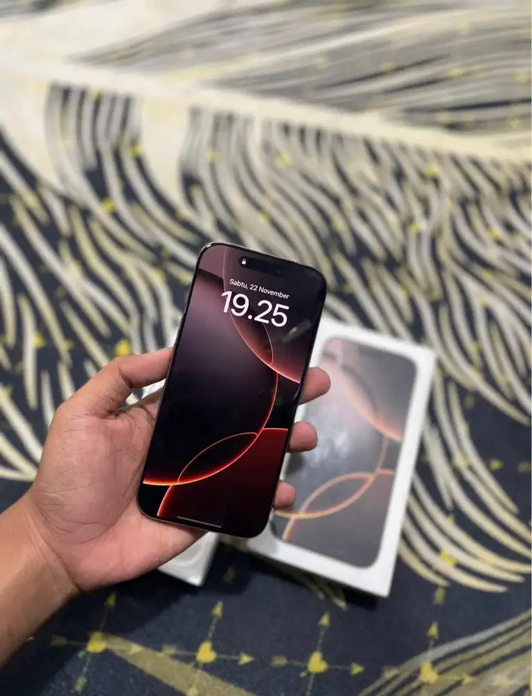 Iphone 16 pro 1TB NATURAL TITANIUM garansi IBOX