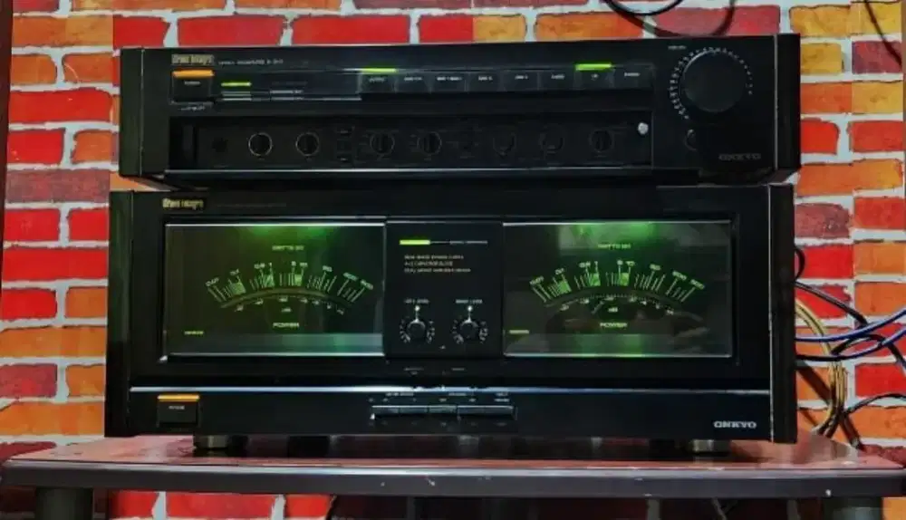 Onkyo Grand integra power M-508 + preamp P308