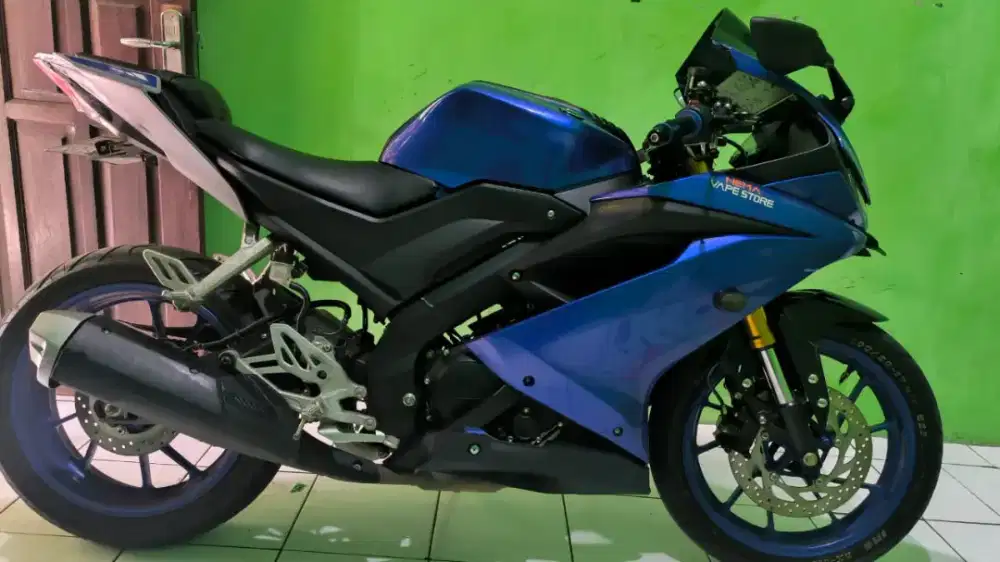 YAMAHA R15 V3 (2021)