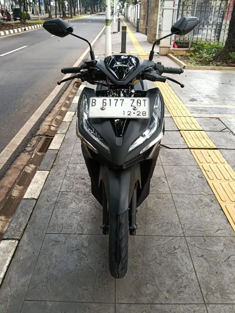 DIJUAL CASH HONDA VARIO KEYLLES 150 THN 2018 PAJAK IDUP