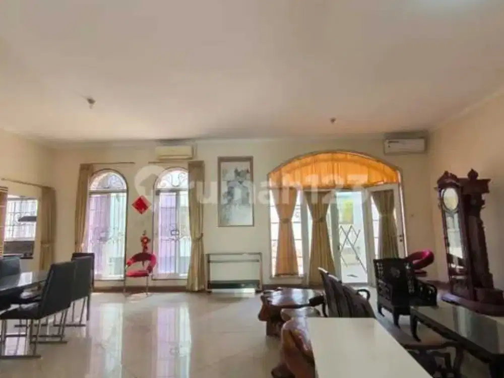 Rumah PIK 1 Flamboyan uk 12x23 2,5lt Furnished Hrg 15M negoo