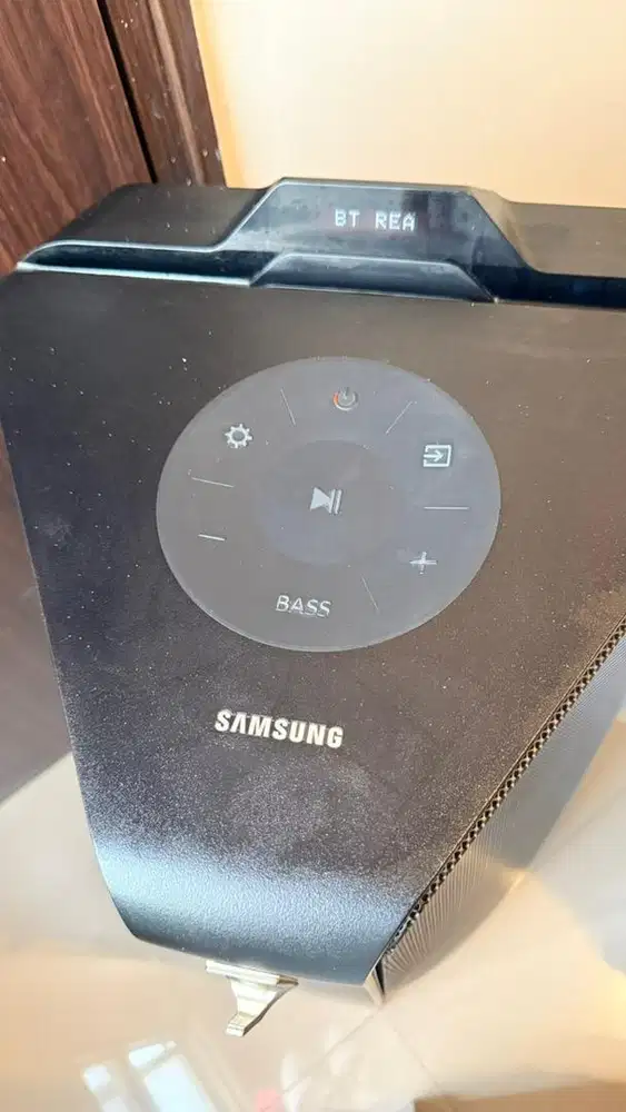 SAMSUNG SOUND TOWER