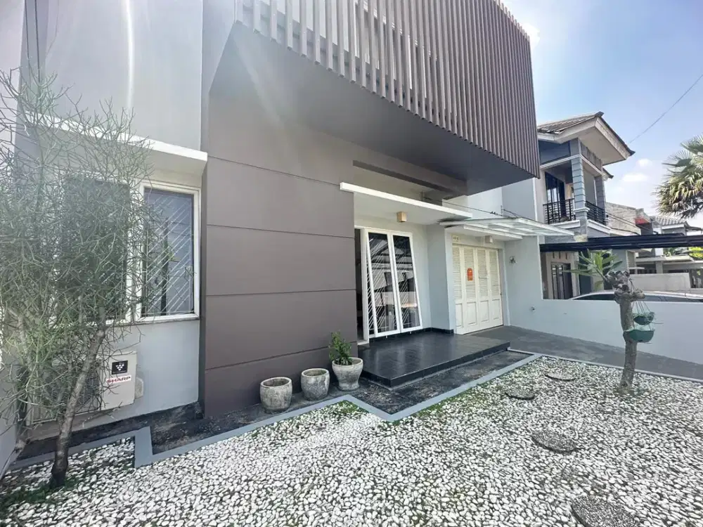 Dijual Rumah Cantik Furnihed Nusaloka BSD Tangerang Selatan