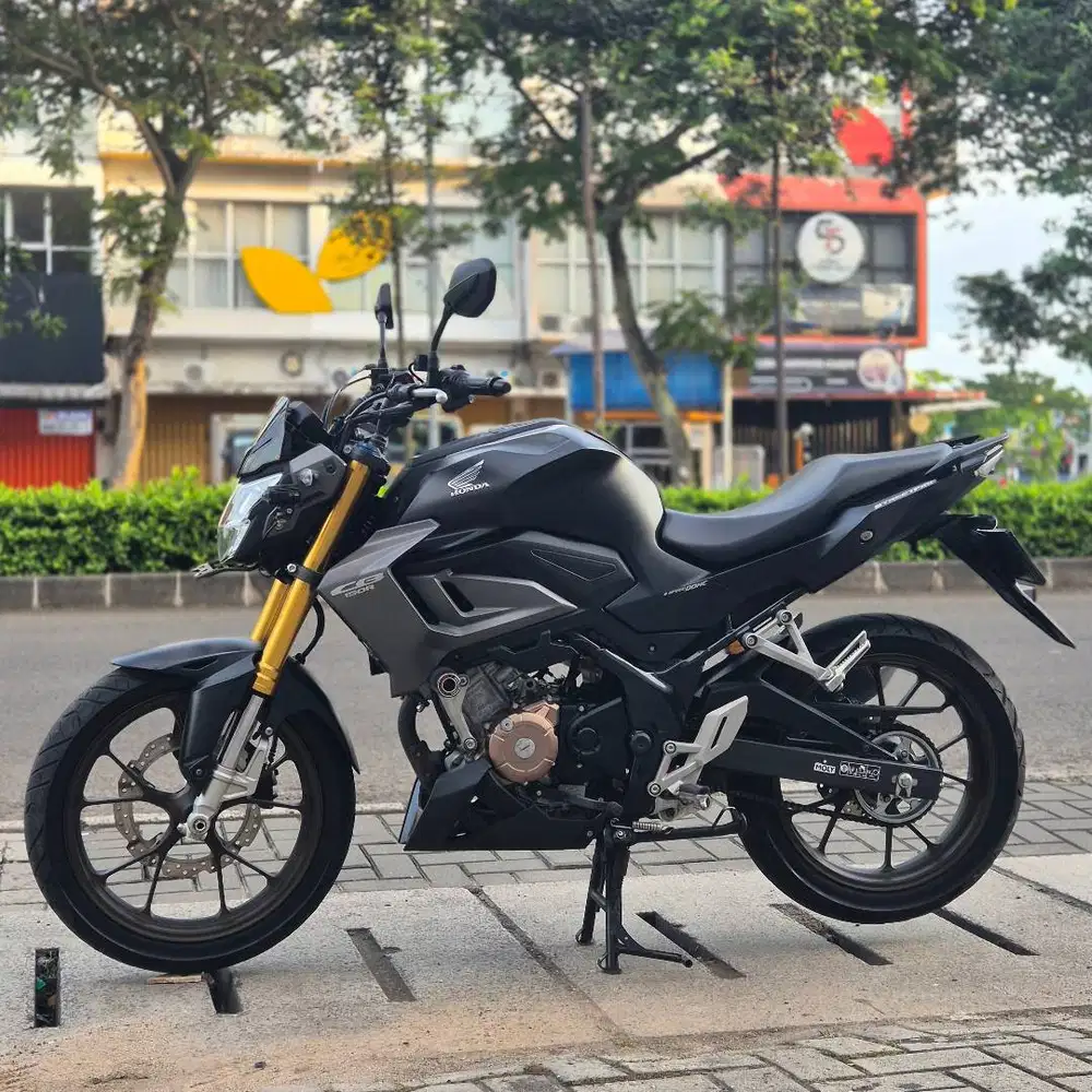 HONDA NEW CB 150R 2023 BLACK LOW KM PAJAK PANJANG NO MINUS