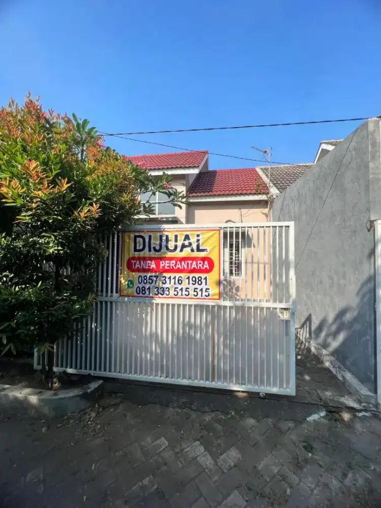 Rumah Perum Royal Pabean dekat bandara Juanda. Muraah