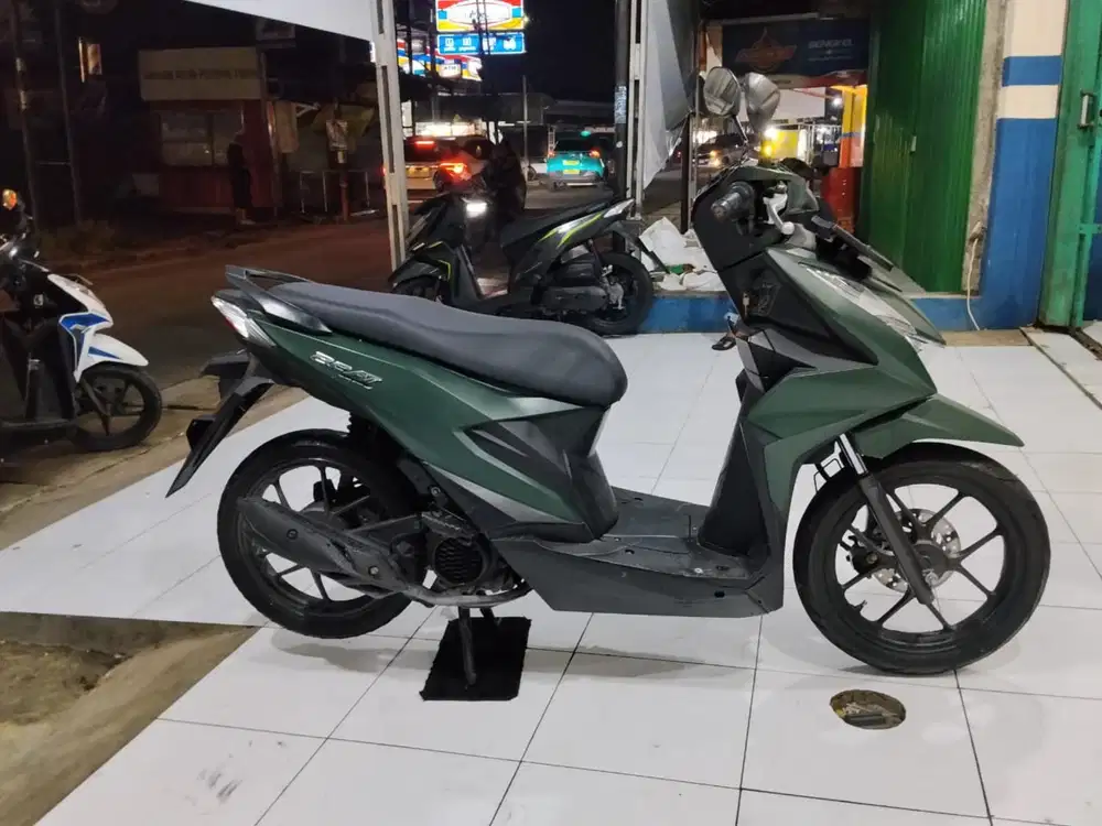 (DIJUAL CEPAT) Honda beat delux 2023 siap pakai