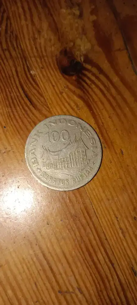Koin lama seratus rupiah
