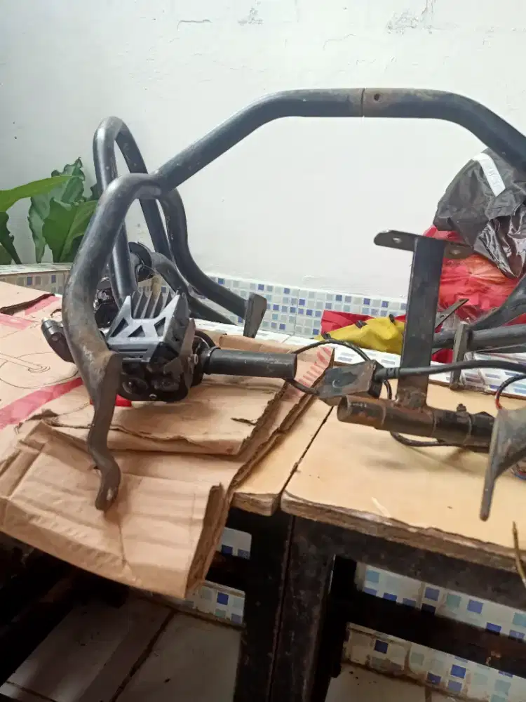 Crash Bar PNP CB150X + 2 Lampu Tembak Nine