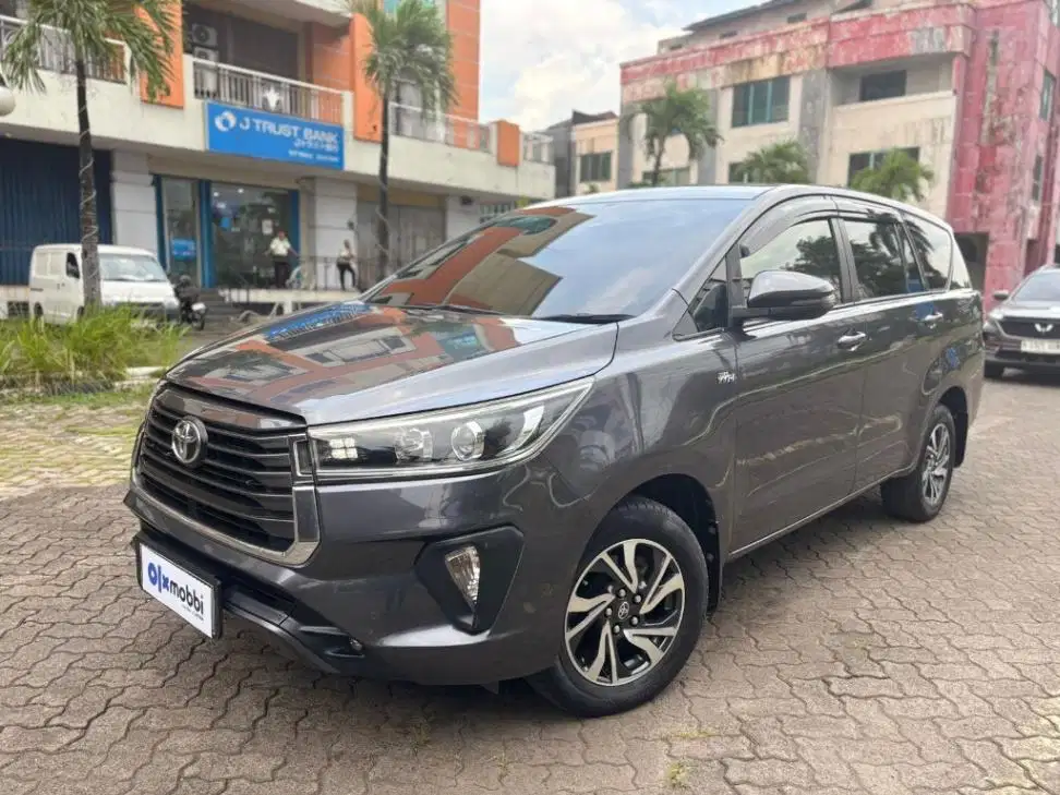DP MURAH - Toyota Kijang Innova 2.0 V Bensin MT 2020 Abu