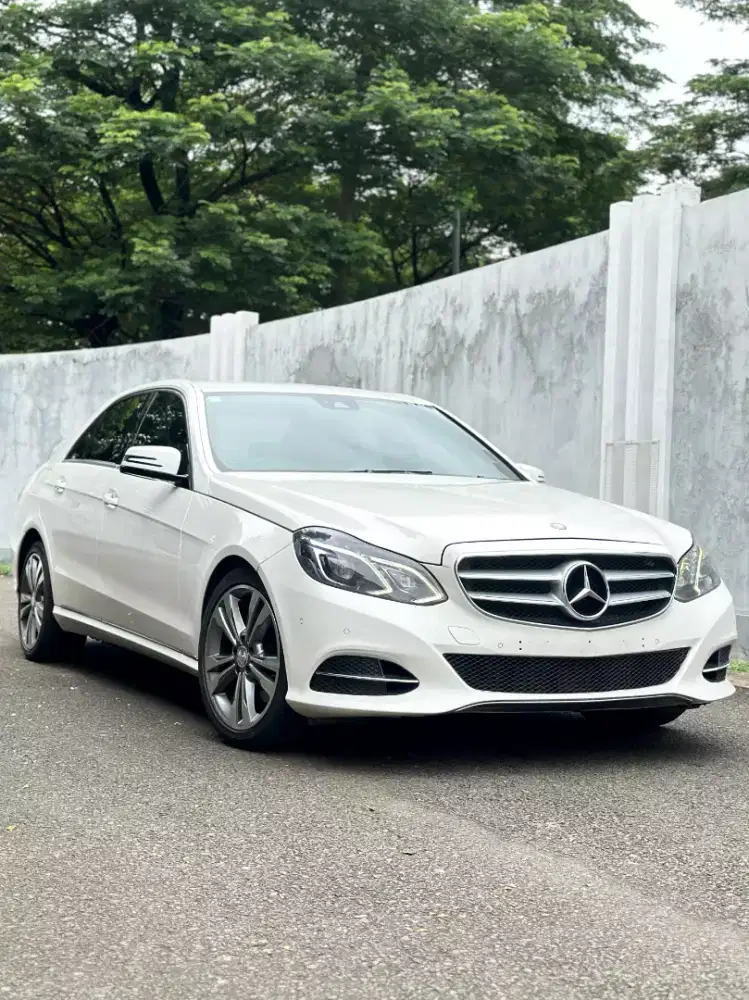 Mercedez Benz E 250 2014 Putih Facelift ODO 15rb miles RECORD Mercy