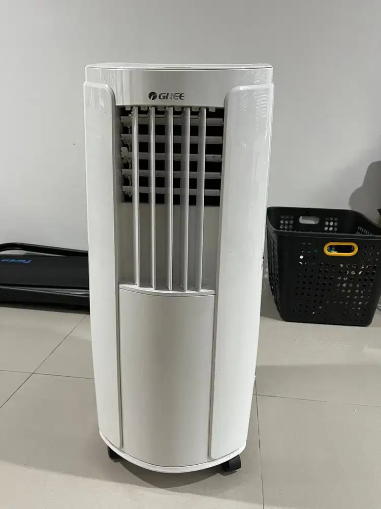 AC portable 1 PK merk GREE Bekas