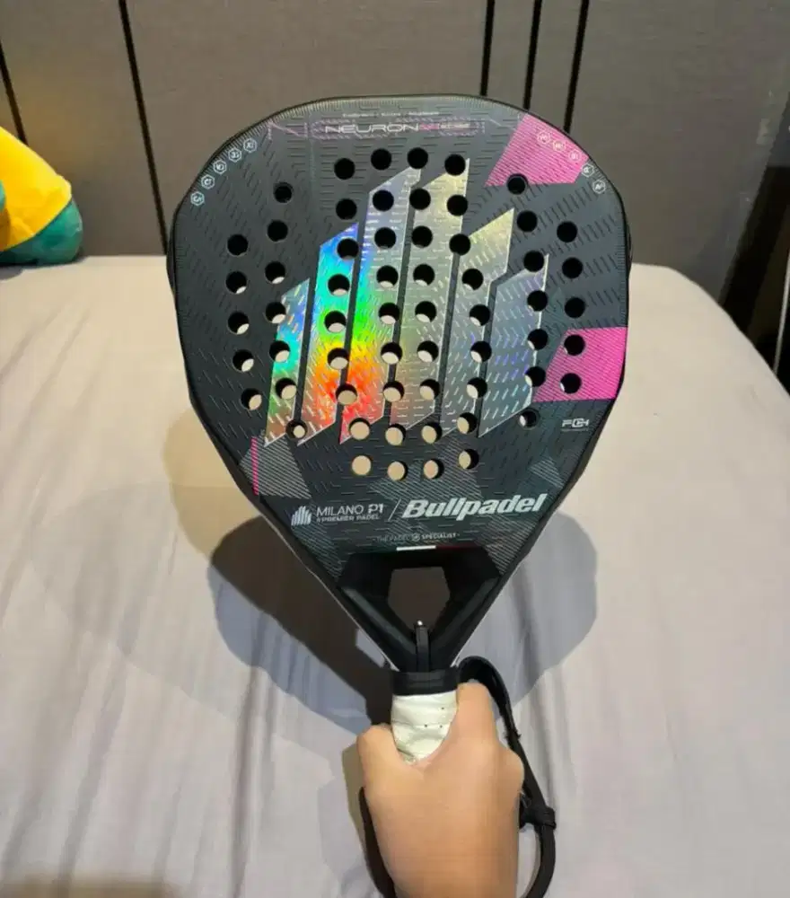 Raket padel - perlengkapan olahraga