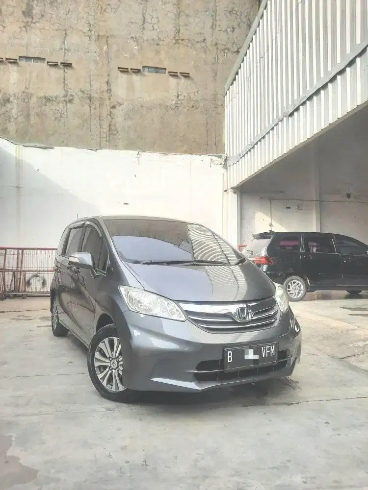 Honda Freed PSD E at 1.5 2012 Facelift Jok Paten Nyaman Dp 5 Juta