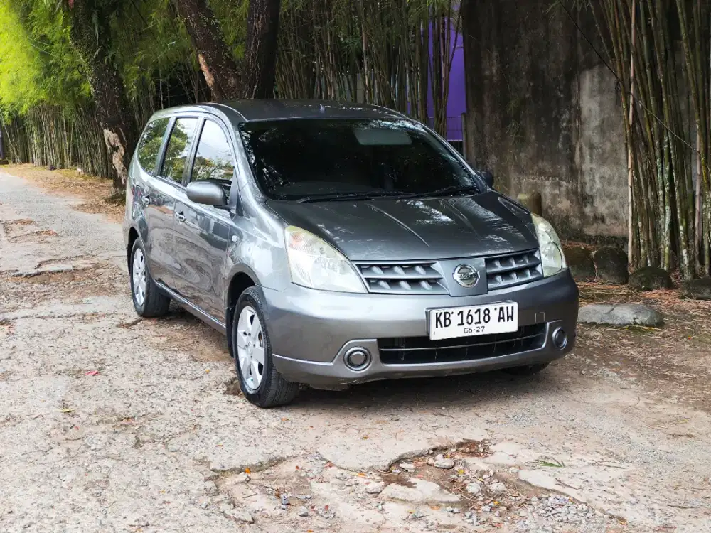 Jual Mobil Keluarga Grand Livina XV 1.5 AT 2007 / Abu-Abu / L10