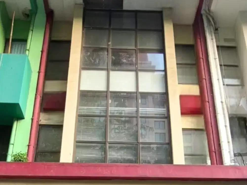 Ruko 4lt 5x17 85m lokasi strategis Gambir Jakarta Pusat