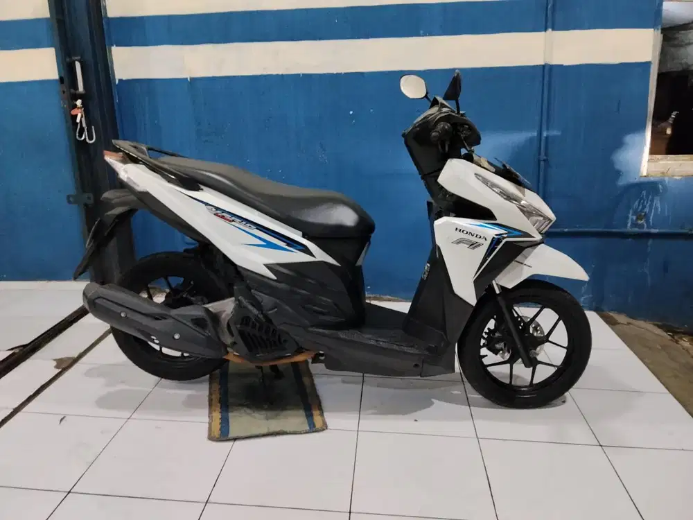 (DIJUAL CEPAT) Honda Vario 125 cc 2016 full orisinil
