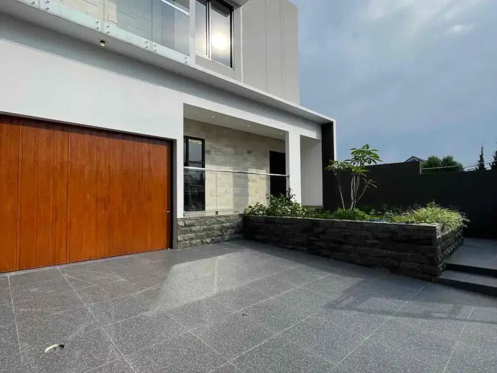 Rumah Luxury di Setiabudi Regency Bandung