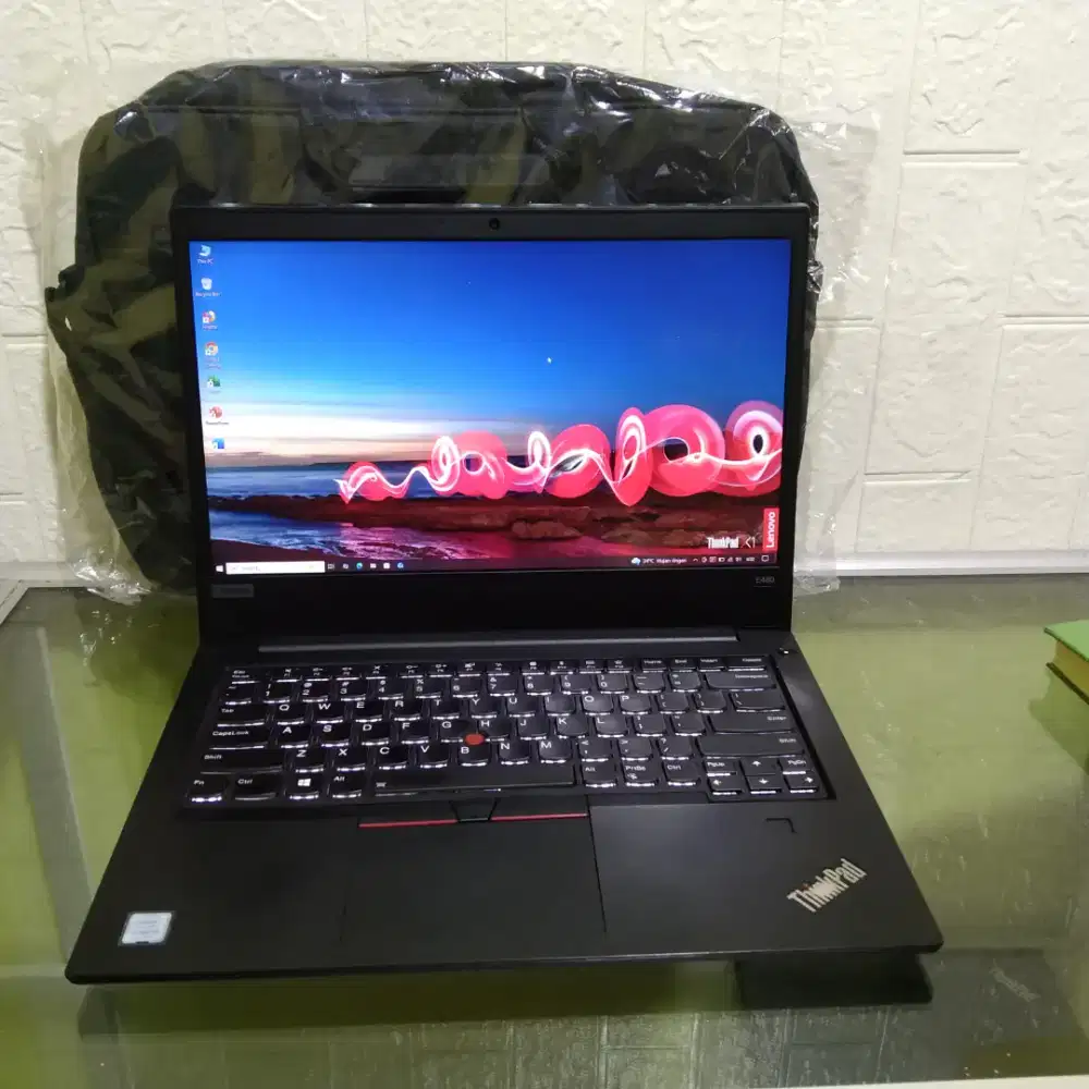 Lenovo thinkpad e480 core i5 ram 8gb sdd 256gb layar fhd backlight