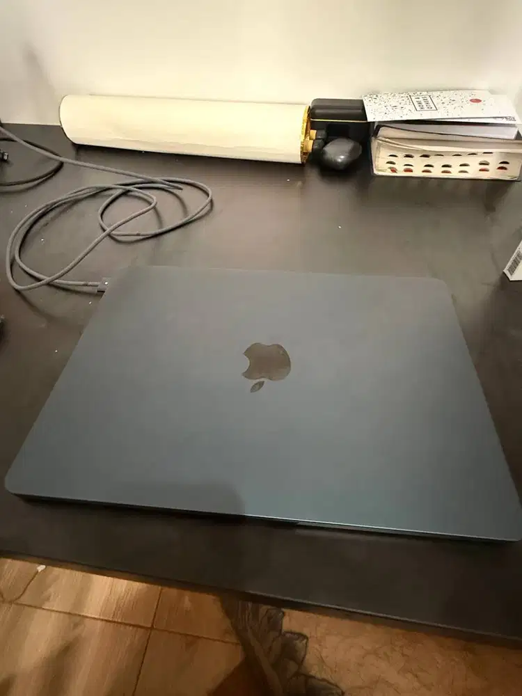 Apple Macbook Air 2022 (Black)