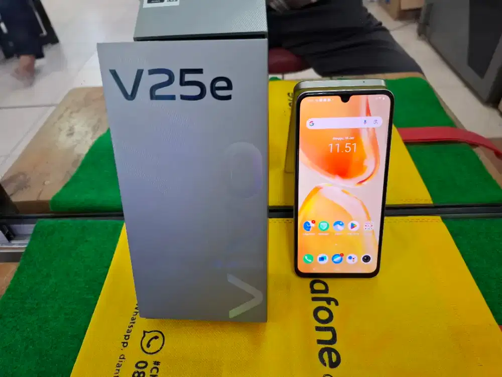 VIVO V25 E Ram 8/256 GB mulus lengkap normal