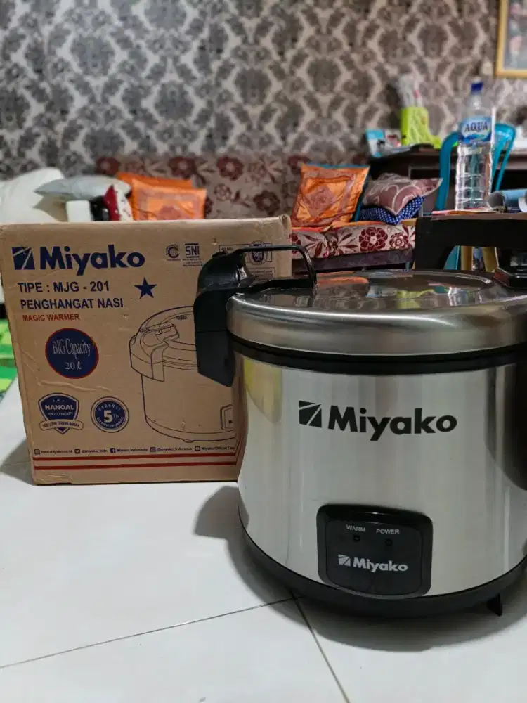 RICE COOKER MIYAKO 20L BARU