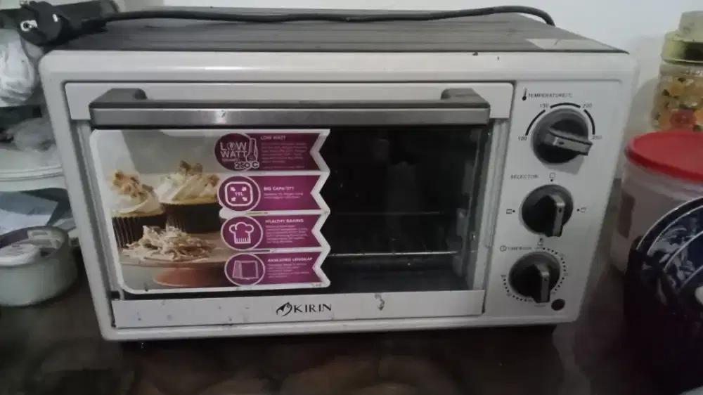 Oven listrik kue dan roti