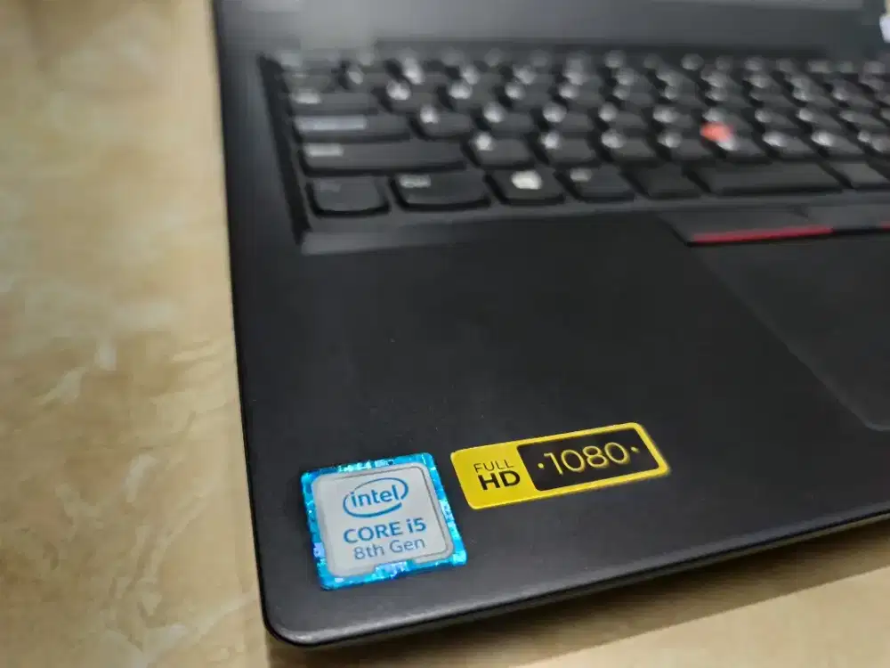 Thinkpad L390 i5-8265U ram 16gb,ssd 256gb,slim elegan,layar Full HD