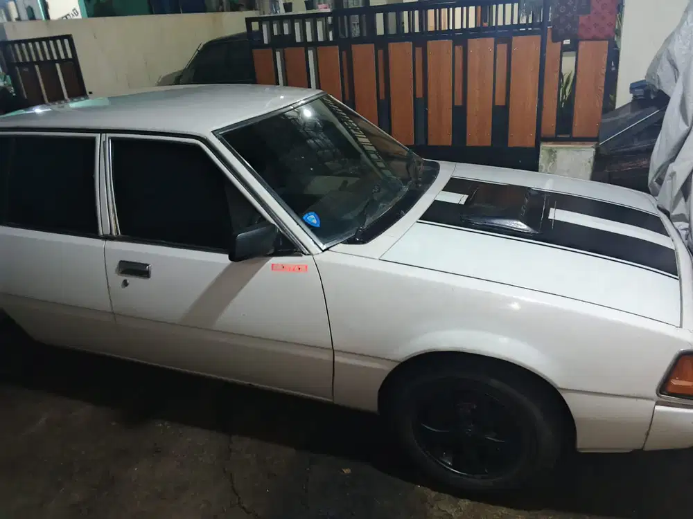 Mitsubishi Galant 1982 Bensin
