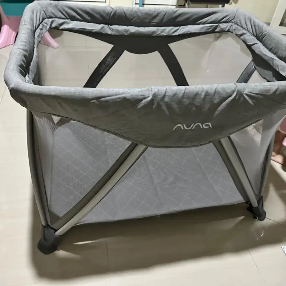 Box nuna mulus lengkap box dan plastik