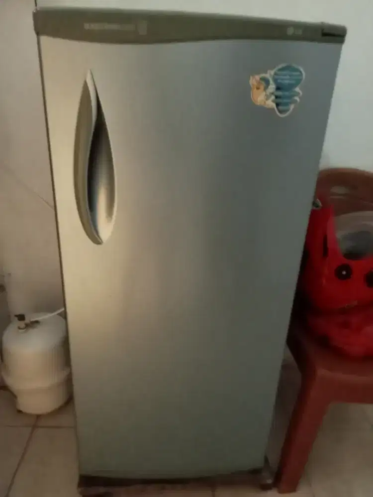 Kulkas bekas 1 pintu