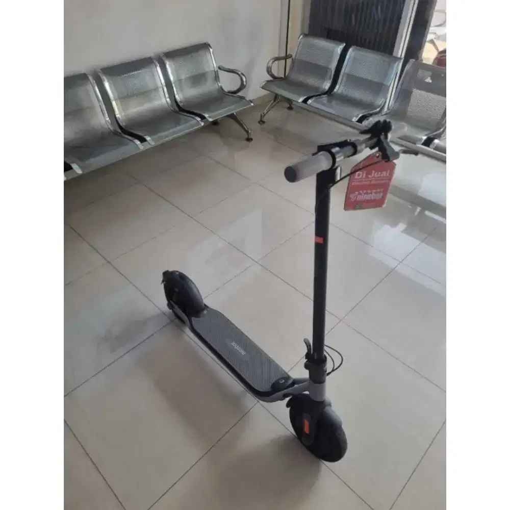 Segway Ninebot D18W Electric Scooter Original Second Likenew