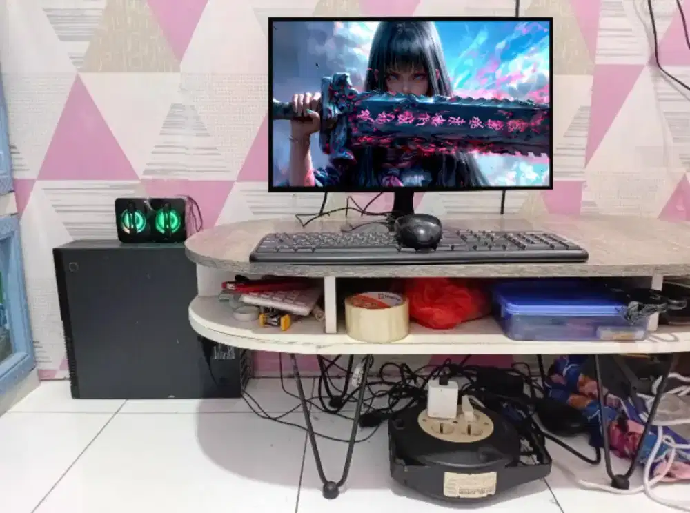 PC GAMING DESIGN + LCD + RAM 8 GB + VGA 1 GB + HD 500 GB + GAMES APP