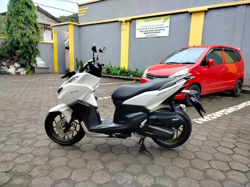 Honda Vario 160 ABS tahun 2024