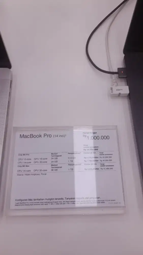 macbook pro 14 inci