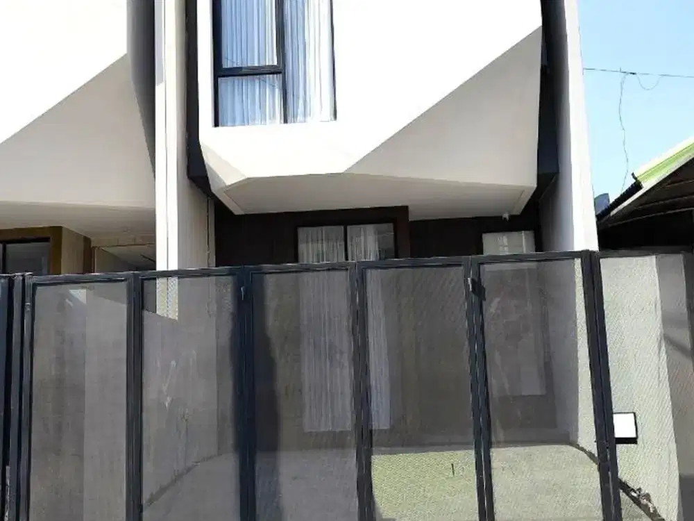 Rumah Modern di Sutorejo Utara Jalan Utama, Full Furnish dengan konsep terkini