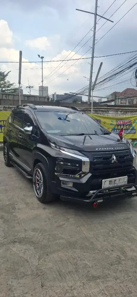 MOBIL XPANDER CROSS CVT TAHUN 2024