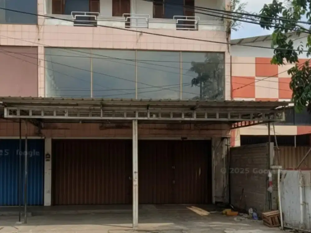 Disewakan Ruko 3 Lantai Cocok Untuk F&B atau Retail Lokasi Strategis Margasatwa Raya, Pondok Labu