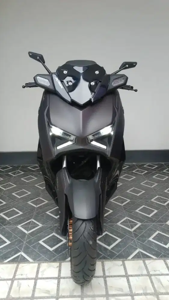 YAMAHA XMAX TECH MAX 2024