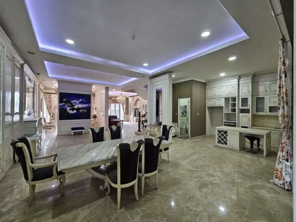 Dijual rumah mewah classic modern siap huni