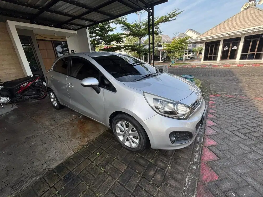 KIA RIO SE 2012