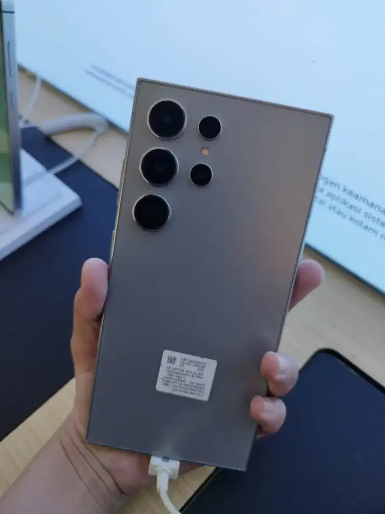 Samsung Galaxy seri S24 Ultra