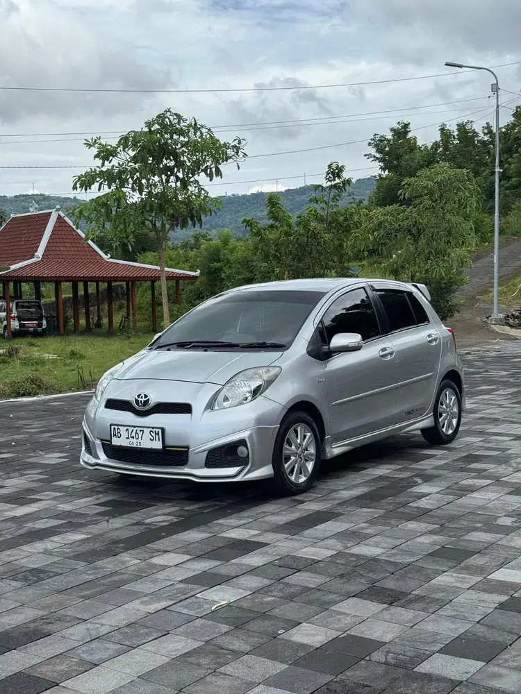DP 30 JUTA (YARIS S TRD 2013 MANUAL)