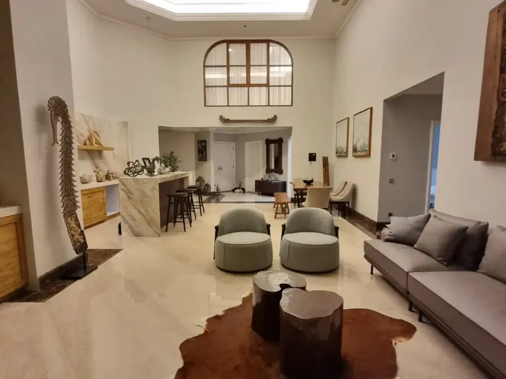 For Lease Apartment Four Season Residence, Setiabudi South Jakarta - Type Garden Penthouse 3+1 BR 382m2 Furnished