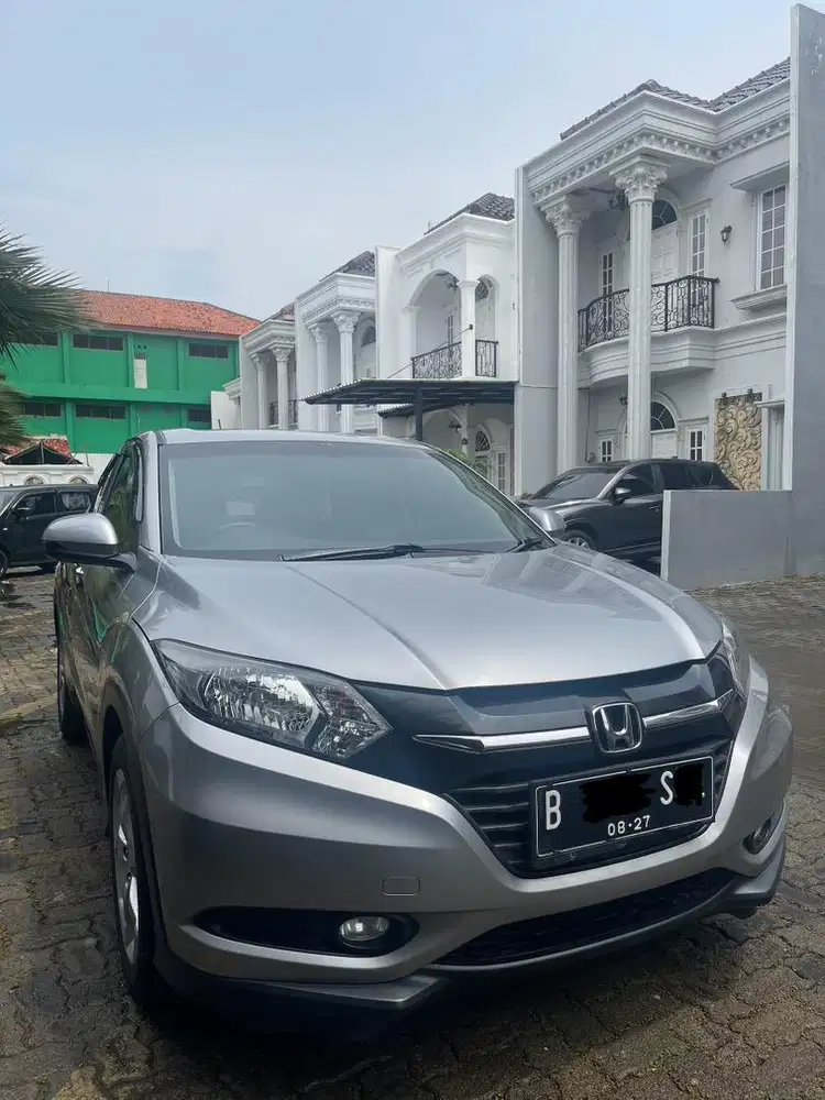Honda HRV E 2017 Bensin (CASH ONLY PRIBADI)