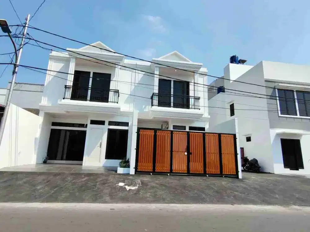 rumah mewah murah di jakarta Utara Sunter kirana SHM 2 lantai lokasi strategis