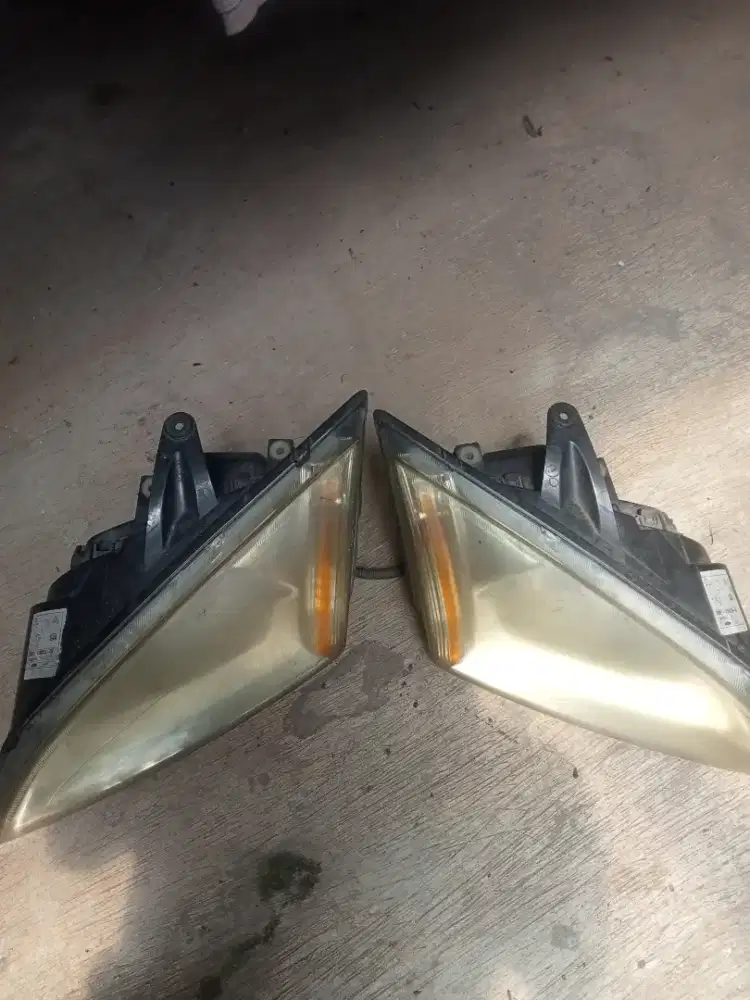 Lampu Ford focus orisinil lengkap